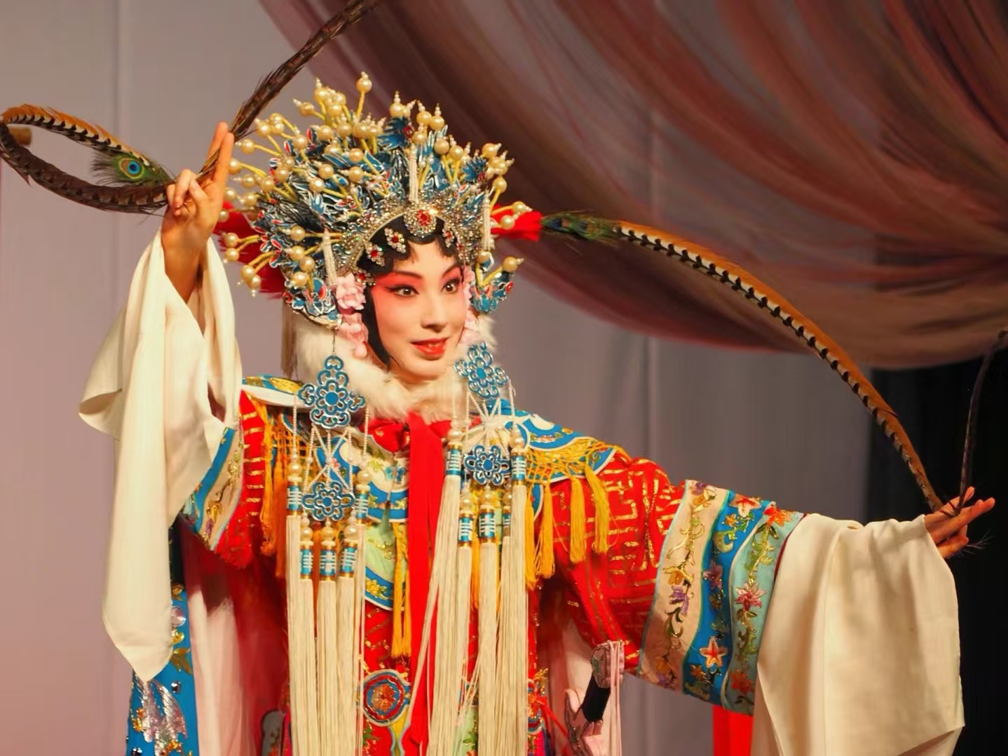 徽剧之美：从丰富唱腔到精彩表演的独特艺术画卷
